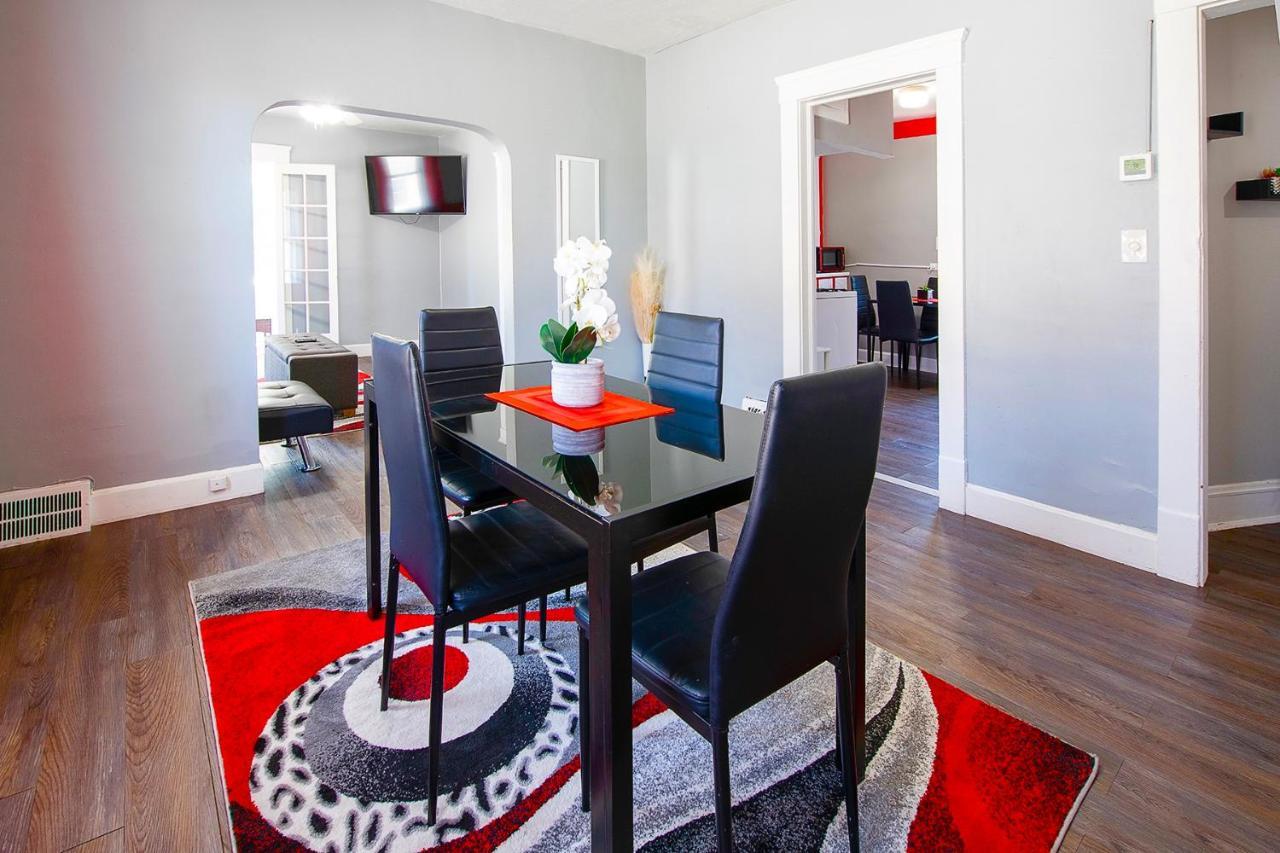 The Rubi Lounge - Spacious Brooklyn Centre Modern Escape Near Downtown With Parking, 300Mb Wifi & Self Check-In Cleveland Esterno foto