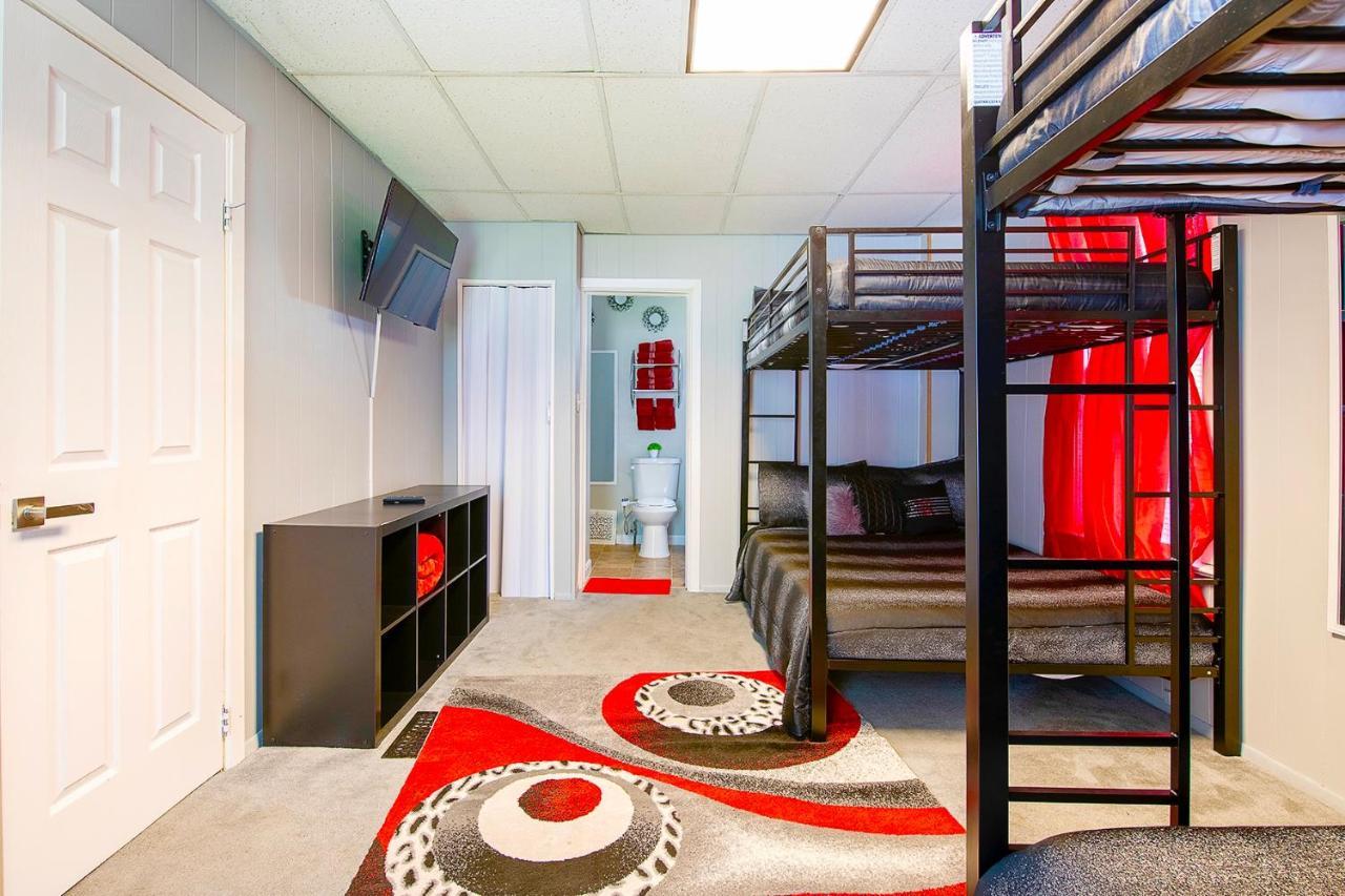 The Rubi Lounge - Spacious Brooklyn Centre Modern Escape Near Downtown With Parking, 300Mb Wifi & Self Check-In Cleveland Esterno foto