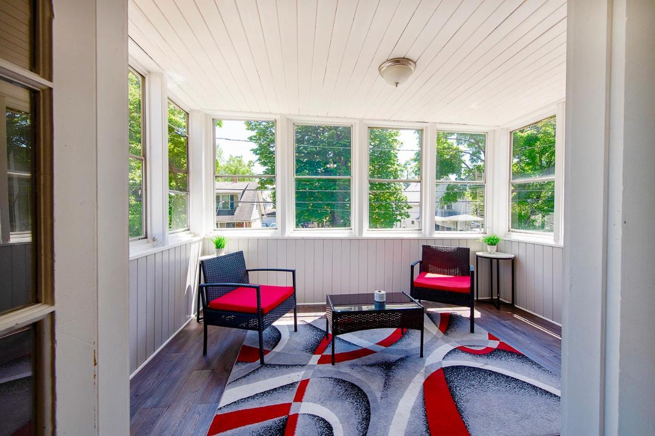 The Rubi Lounge - Spacious Brooklyn Centre Modern Escape Near Downtown With Parking, 300Mb Wifi & Self Check-In Cleveland Esterno foto