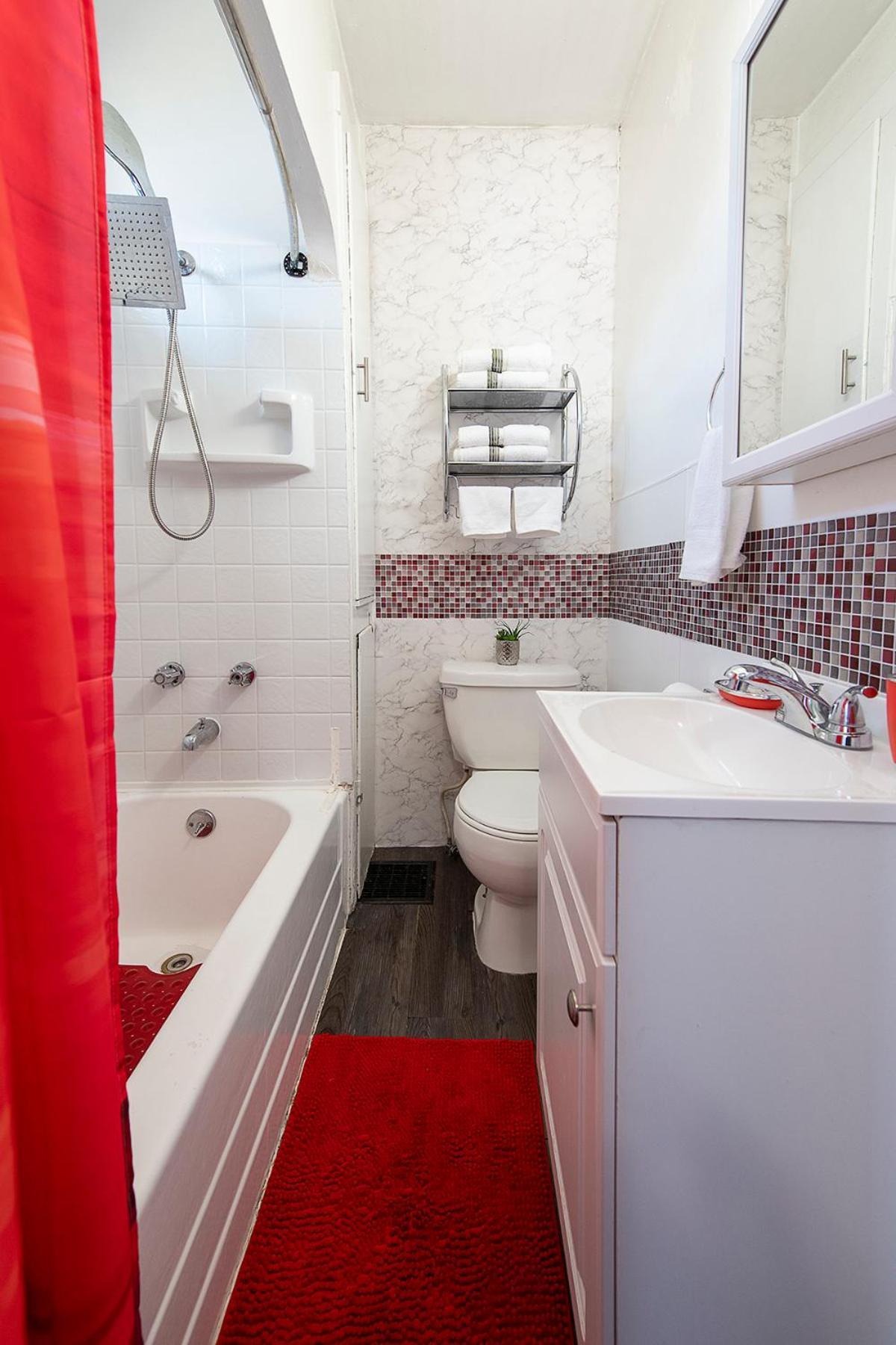 The Rubi Lounge - Spacious Brooklyn Centre Modern Escape Near Downtown With Parking, 300Mb Wifi & Self Check-In Cleveland Camera foto